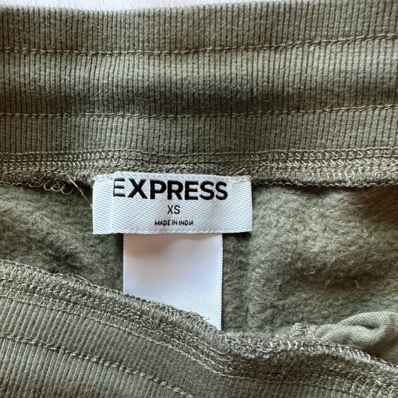 Olive Green Hoodie and Sweats Matching Set - Picture 4 of 6